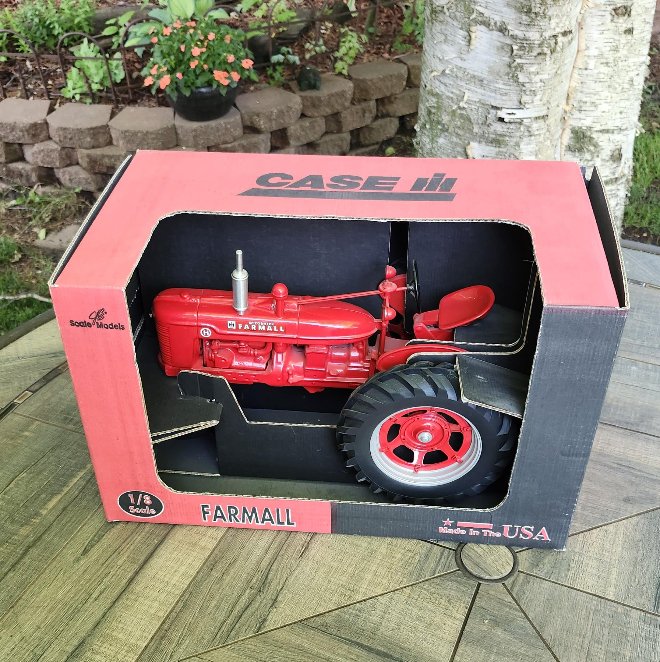 Toy Tractor, 1/8 Scale Ih/mccormick/farmall, New in Box