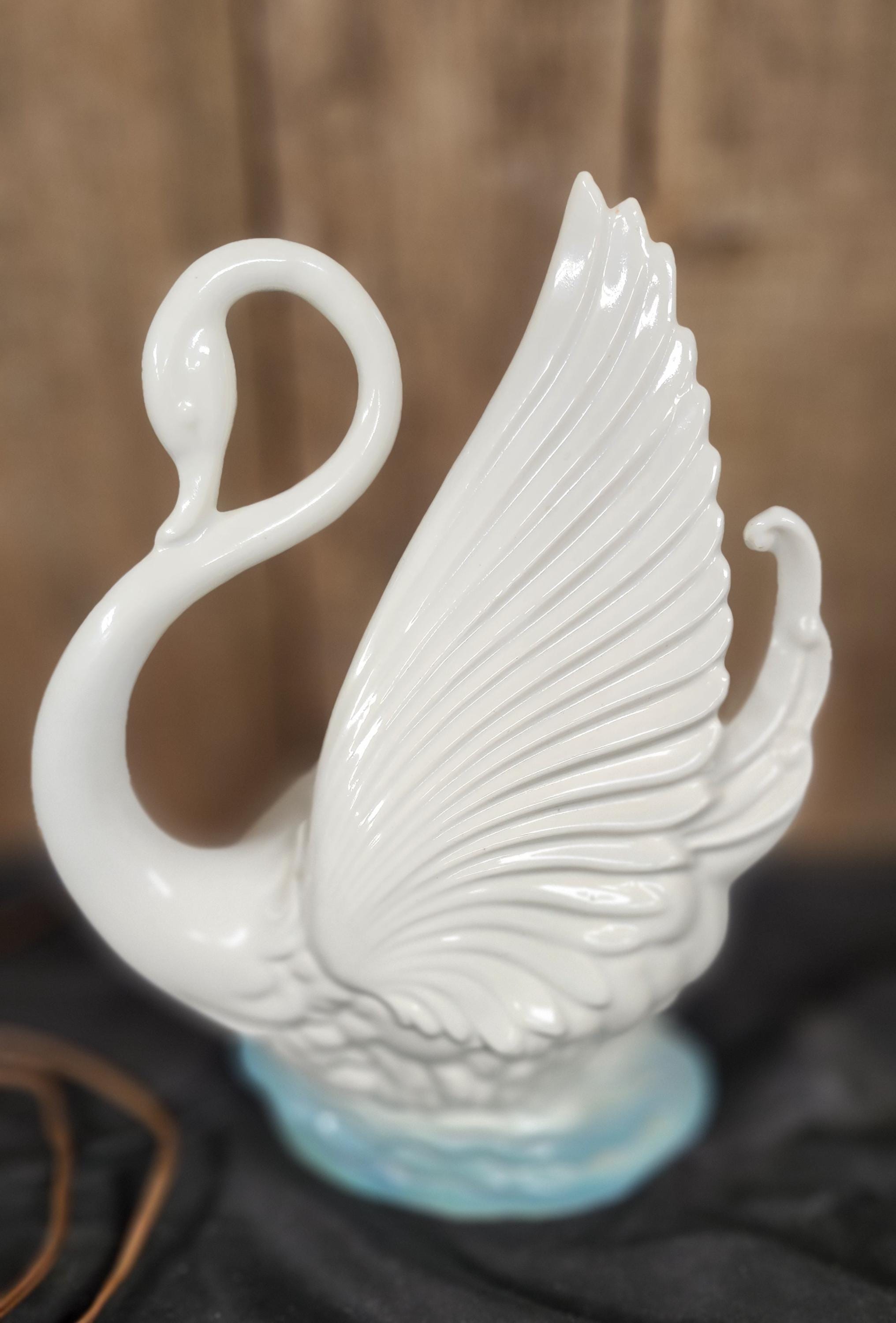 Vintage Ceramic Swan TV Lamp & Planter - Maddux of Calif #828 - Etsy