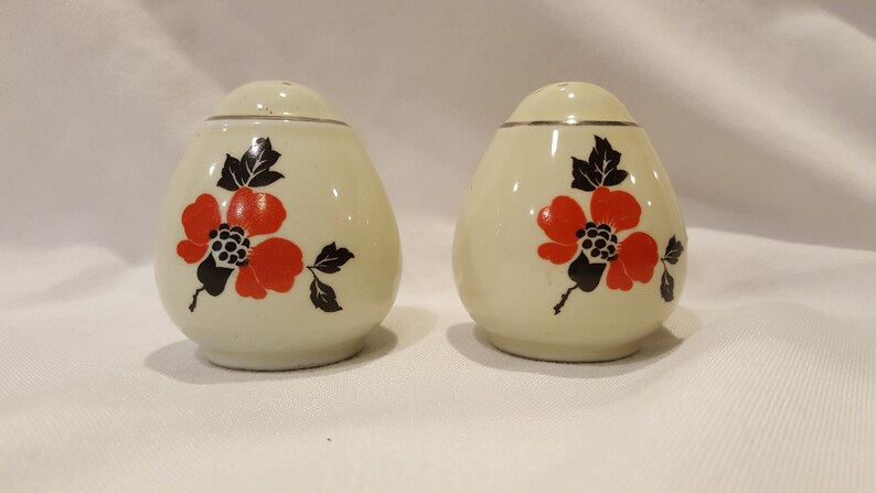 Hall China Red Poppy Teardrop Salt and Pepper