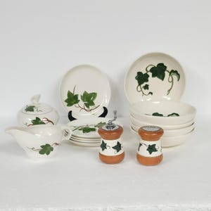 Vintage Metlox Poppytrail California Ivy Dinnerware Set (14 Piece) - MCM Hand-Painted Ceramic Dishes
