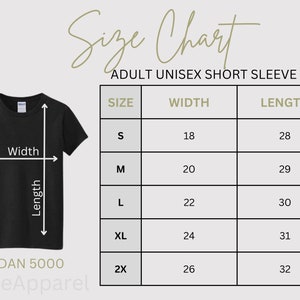 Puede incluir: Tabla de tallas para camisetas de manga corta unisex para adultos. La tabla muestra las tallas S, M, L, XL y 2X con las medidas de ancho y largo correspondientes en pulgadas.