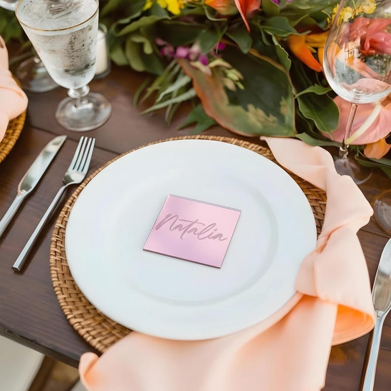 Acrylic Mirror Square Place Cards, Personalized Name Tags for Wedding, Event Table Decor, Bridal Shower & Party Keepsakes