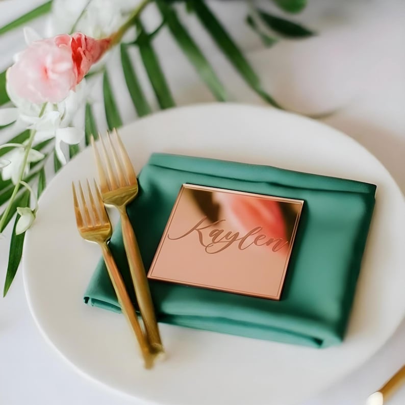 Acrylic Mirror Square Place Cards, Personalized Name Tags for Wedding, Event Table Decor, Bridal Shower & Party Keepsakes