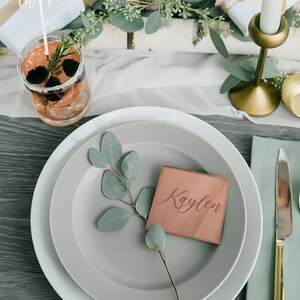 Acrylic Mirror Square Place Cards, Personalized Name Tags for Wedding, Event Table Decor, Bridal Shower & Party Keepsakes