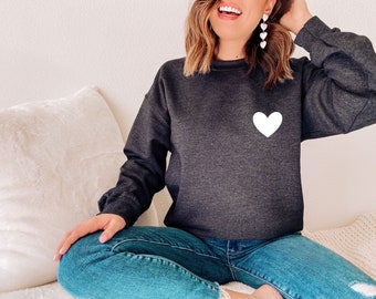 Heart Sweatshirt | Valentines Shirt | Valentines Sweatshirt | Simple Valentines Day Shirt | Minimalist | Heart Shirt | Galentines Day Shirt