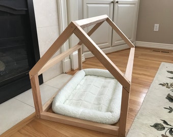 Mini bed house ~ doghouse ~ cat house ~ dollhouse ~ pets ~ dog ~ Pad Included!