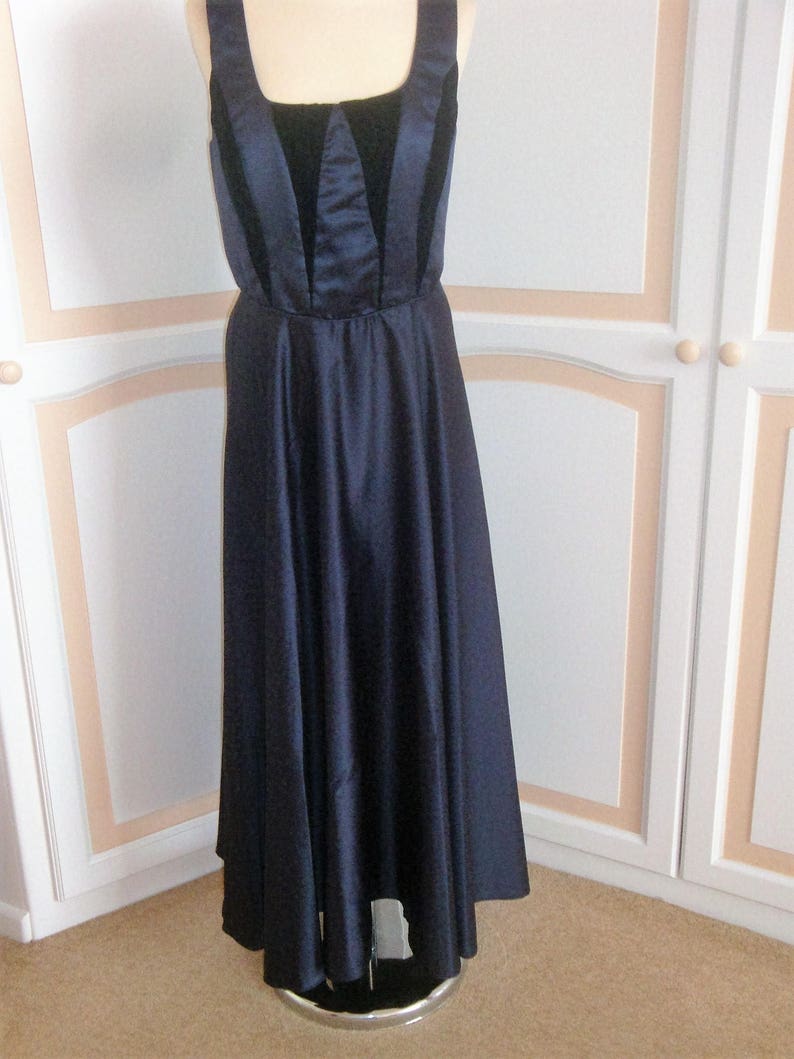 Aurelie Beautiful Vintage Evening Dress size 14