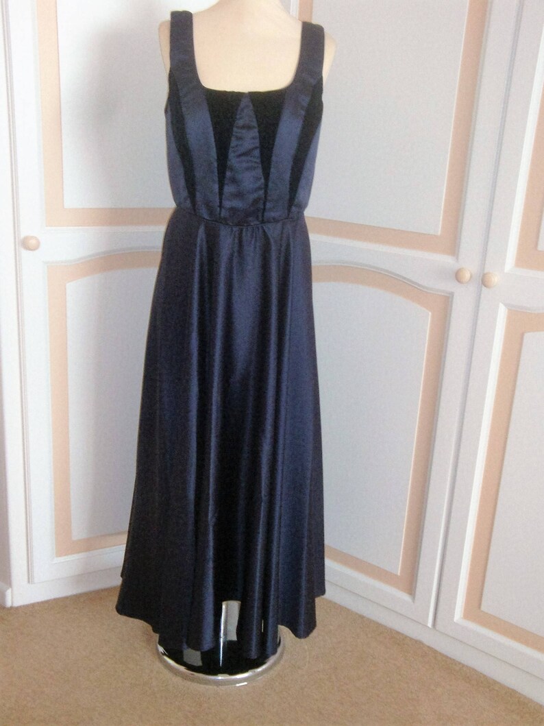 Aurelie Beautiful Vintage Evening Dress size 14