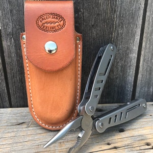 Leather Case for Multi-tool Similar to the Leatherman ~ Multi Tool Leather Pouch