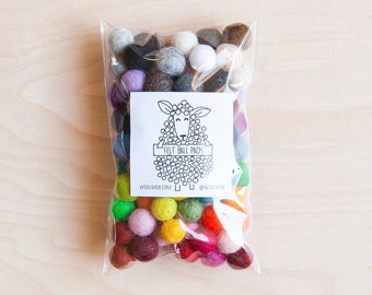 Mini Wollfilz Pom-Poms: 1 cm und 1,5 cm Pom-Poms für DIY, 100 Farben