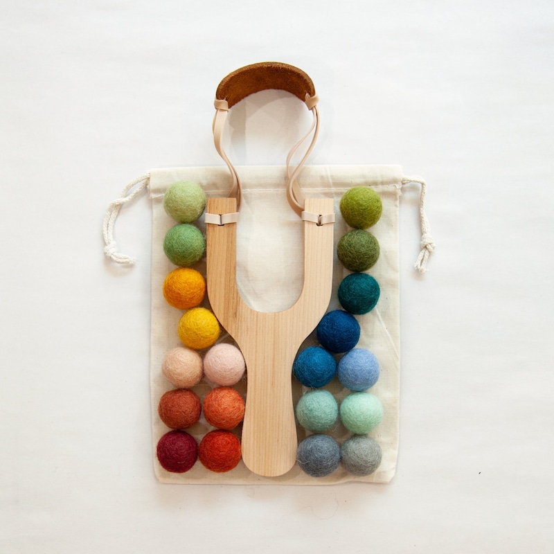 Felt Ball Slingshot // Handcrafted Wood Toy Slingshot, Handmade Felt Ball Ammo, Valentines Toy for Kids, Outdoor Toy, Soft Ball Catapult