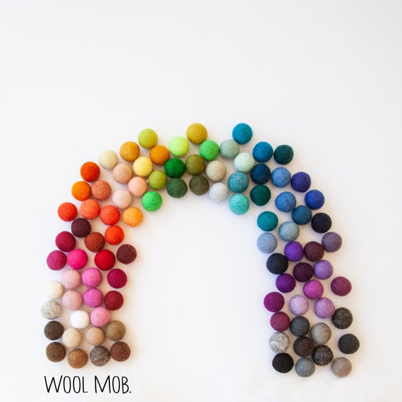 small plastic balls bulk