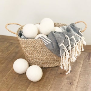 Extra Large 100% Natural Organic Wool Dryer Balls Eco-Friendly, Reusable, Fabric Softener, 8 cm Felt Balls image 1