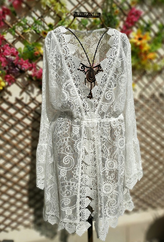 white lace kaftan