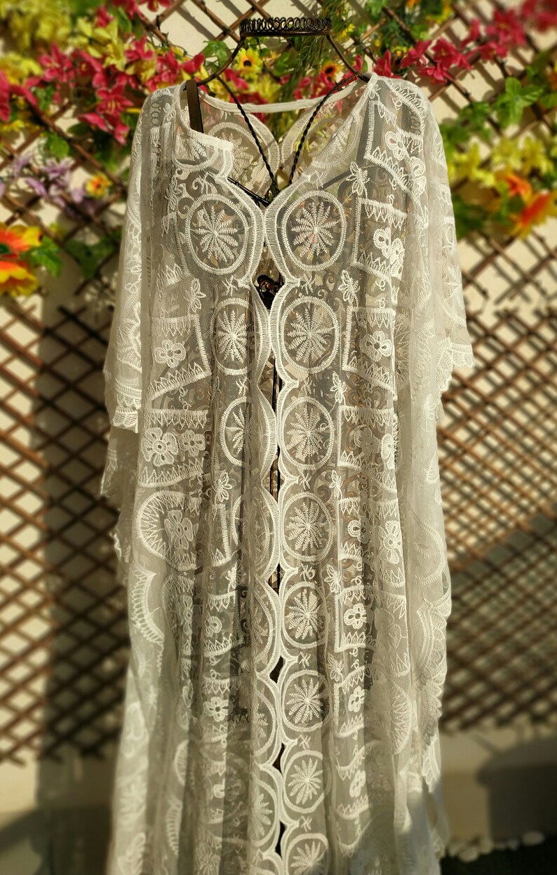 caftan gown with lace