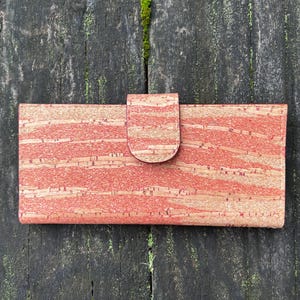 Cartera Slimline con corcho de arenisca roja
