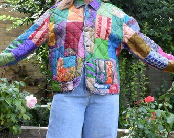 Veste Vintage GUY LAROCHE Des Années 80 – Taille 38 – Rose Laine – Boutons Bijoux