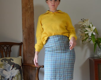 Vintage Hand Knitted Yellow Wool Jumper. Large - 42&quot; Chest. Cropped, Polo, Short Sleeve