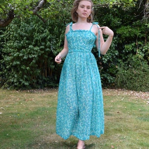 70s Green Cotton Maxi Dress. Extra Small / 24 Waist. Floral, Feminette Models image 1