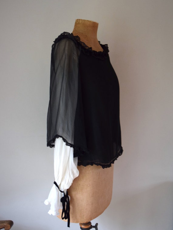 2000s Valentino Silk Organza Lace Blouse. Size 4 … - image 1