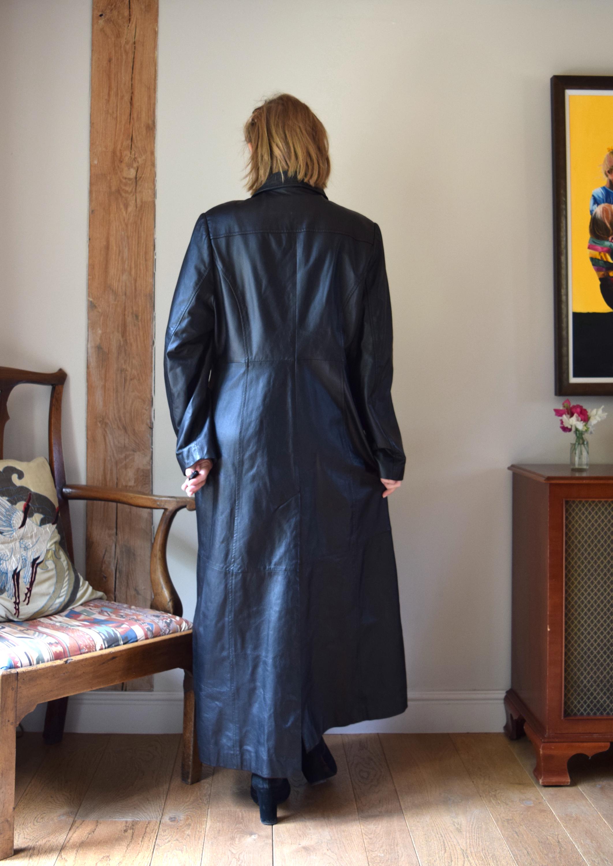 90s Black Leather Maxi Coat. Uk 16 / Eur 42. Capelle, Trenchcoat