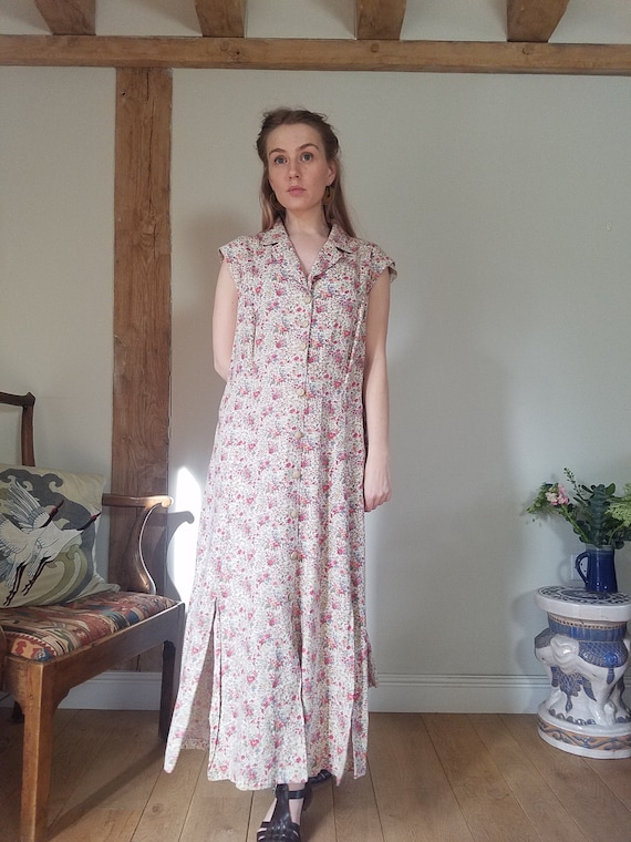 Vintage 70s Floral Tea Dress. Maxi.  Large - 47" … - image 6