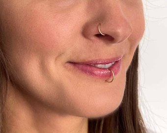 Gold lip ring | lip hoop | 14ct 14k | 18g lip ring | Lip piercing | Lip jewelry | Solid gold | Lip jewellery | Seamless | Endless