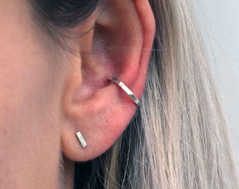 Hammered Sterling Silver Conch Hoop: Minimalist Piercing Ring (16g