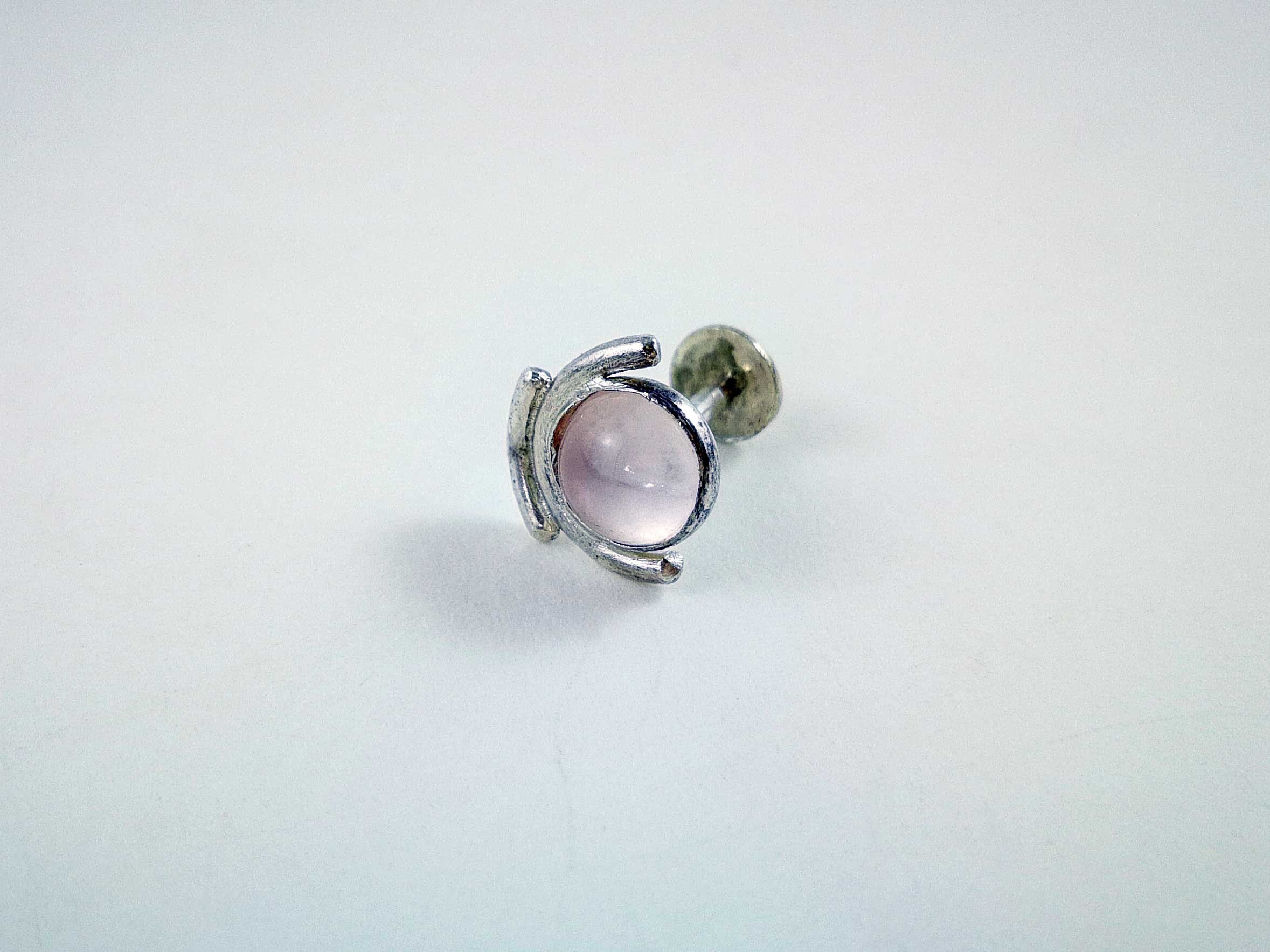 【HYERES LOR】Champagne Moon Silver gutteu RougeHook earring HYERES LOR】Champagne Moon Silver Gutte Oval Earrings (M)