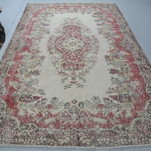 Vintage Turkish Rug, Anatolian Carpet, 6x9ft Large Rug, Handwoven Rug, Floral Design, Living Room Rug