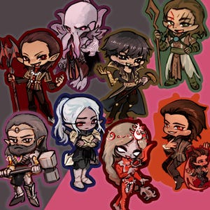 Puede incluir: Un conjunto de nueve pegatinas de personajes de dibujos animados que representan a varios personajes con diferentes expresiones y poses. Los personajes están dibujados en un estilo anime colorido e incluyen una criatura morada similar a un pulpo, un personaje con una corona, un personaje con una espada y un personaje con un martillo.