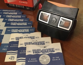 Vintage View-Master Red Lever w/ 9 Reels Pristine Original Box Good 1950’s Rare