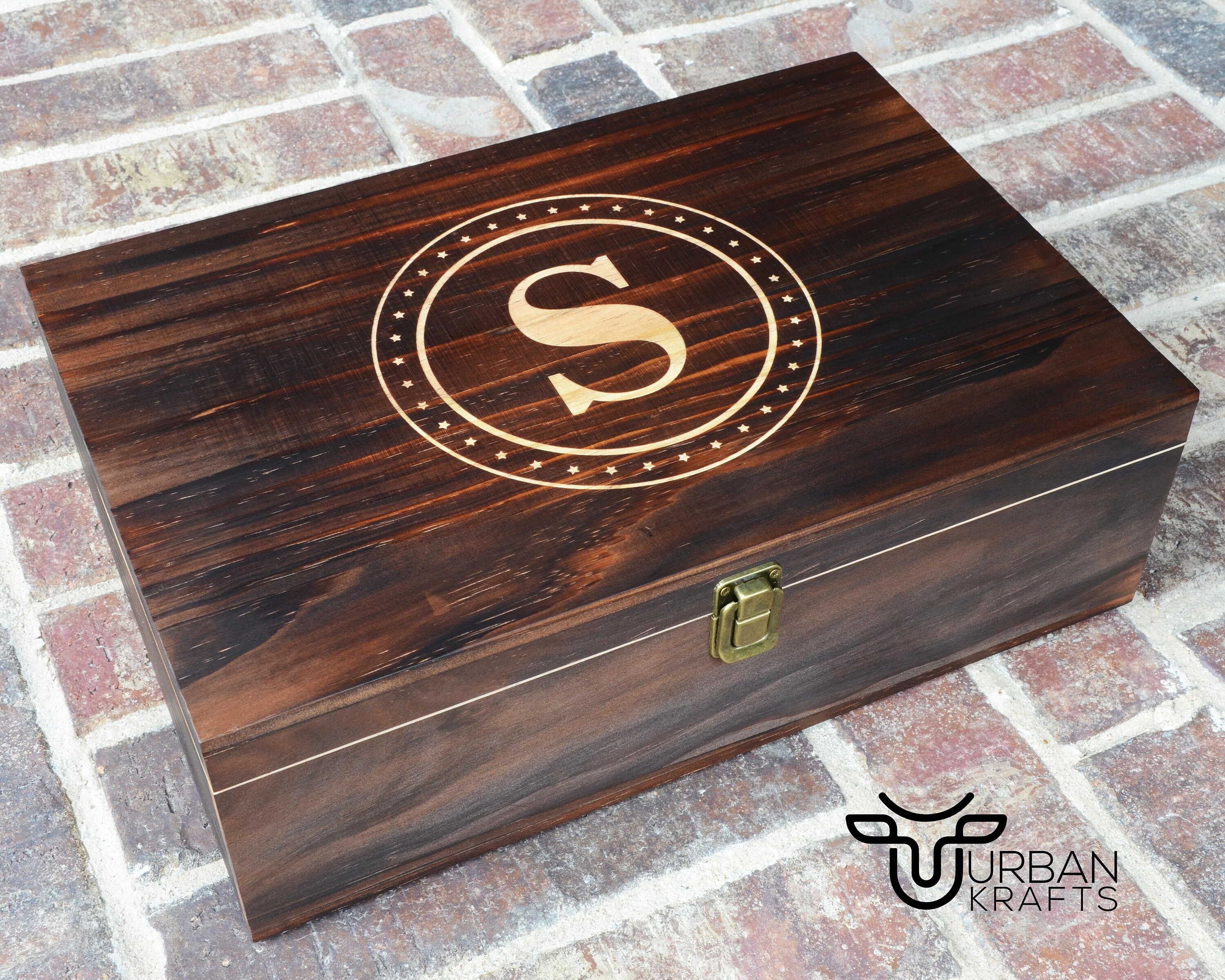 custom wooden boxes