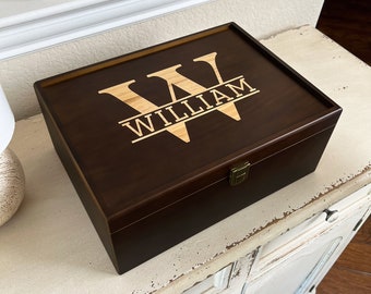 Personalized Keepsake Box, Wedding Memory Box, Custom Wooden Box with Hinged Lid, 5th Anniversary Gift, Engagement Gift for the Couple