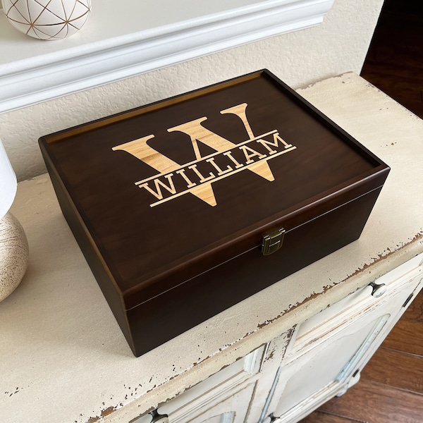 Personalized Keepsake Box, Wedding Memory Box, Custom Wooden Box with Hinged Lid, 5th Anniversary Gift, Engagement Gift for the Couple