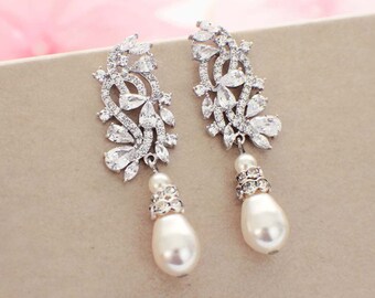 Pearl bridal earrings, pearl bridesmaid earrings, wedding jewelry, bridal jewelry, bridesmaid jewelry, Swarovski pearl earrings, pearl drop