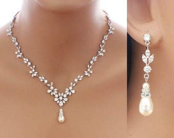 Crystal necklace set, silver pearl wedding jewelry set, wedding accessories, pearl bridal jewelry set, vintage style necklace set, weddings