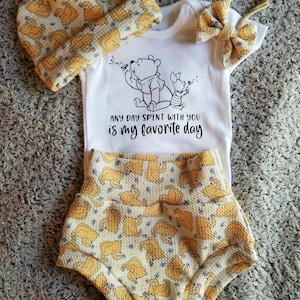 Bummies, Bummies Shorts, Baby outfit, Winnie the Pooh, Pooh Bear, Winnie the pooh baby, Baby gift, ready to ship, handmade, gender neutral