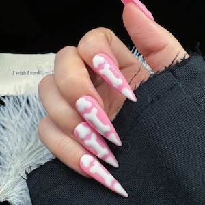 Uñas postizas de esqueleto en rosa y negro hechas a mano: estilo gótico kawaii
