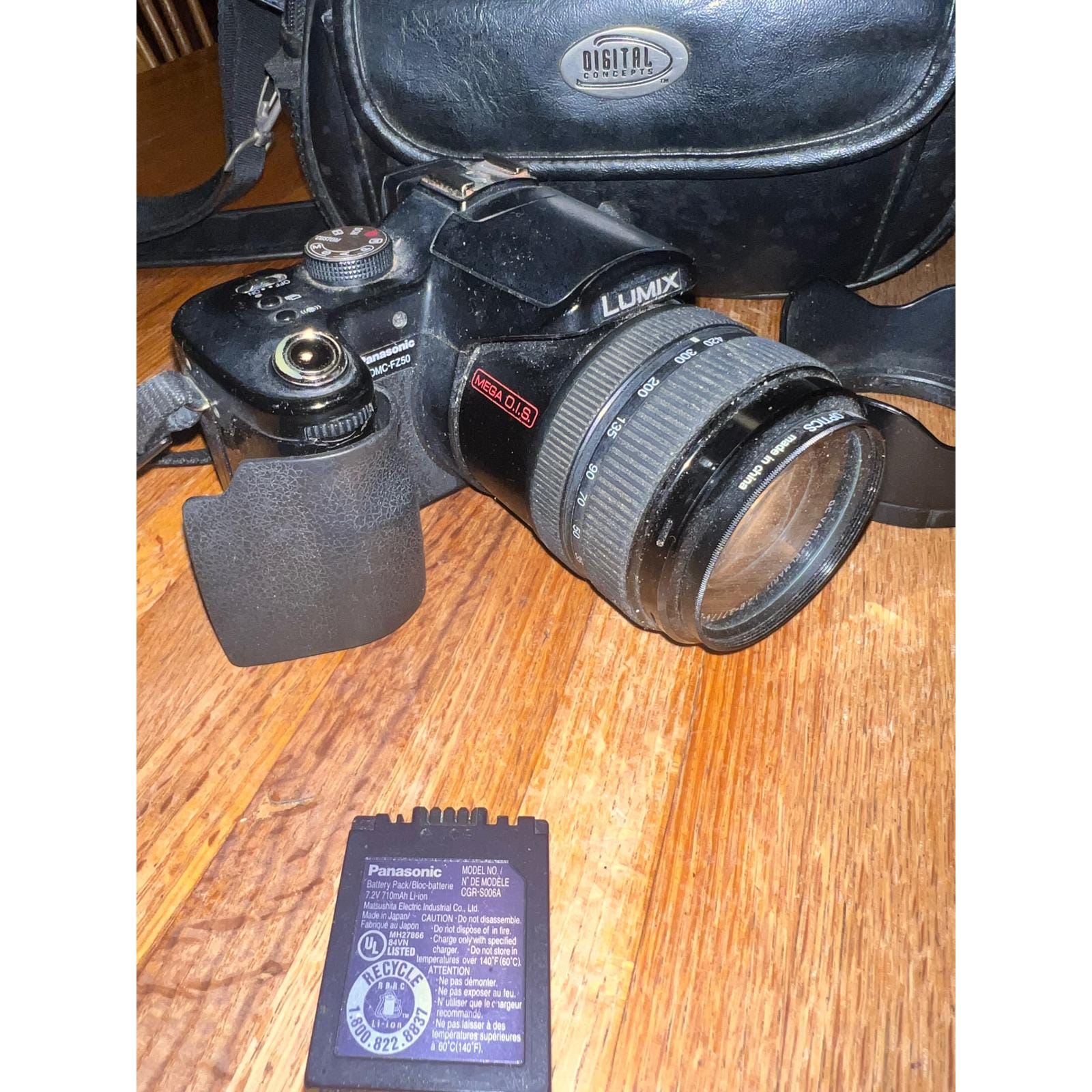 Panasonic Lumix DMC-FZ50 Digital Camera 12x Optical Zoom Leica