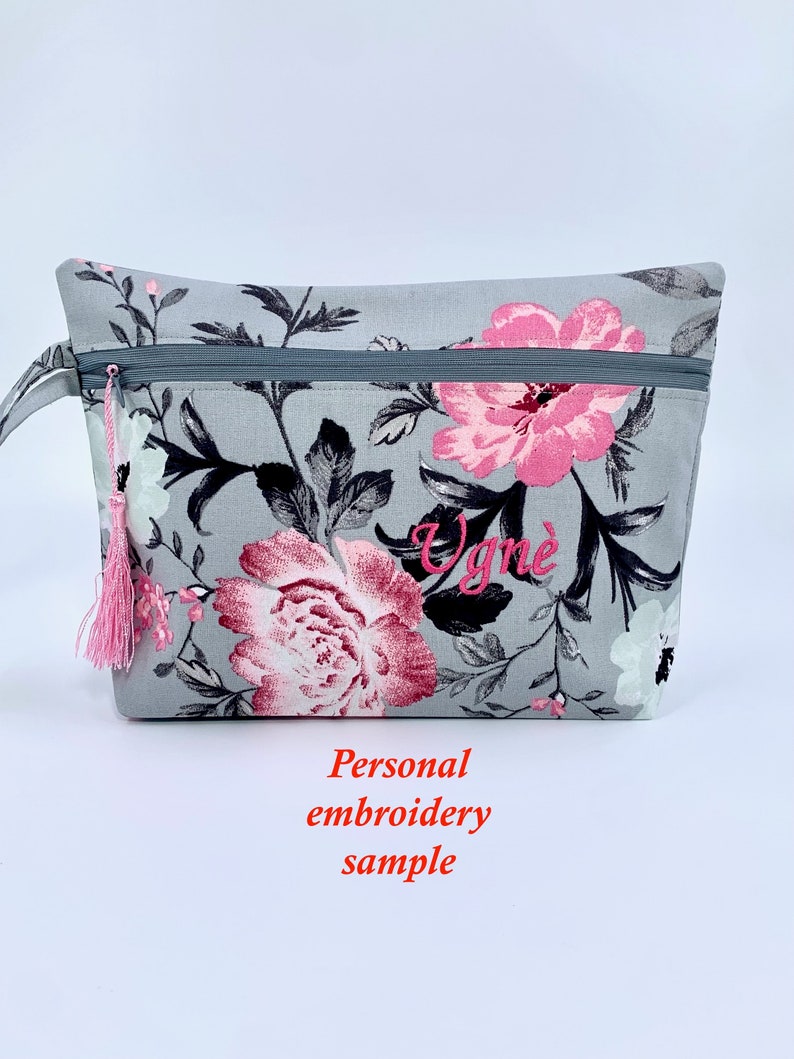 Personalized Swimsuit Bag, Water Resistant Cosmetic Bag, Wet Bikini Bag, Embroidered Makeup bag, Gift for Traveller, Unique Bridesmaid Gift zdjęcie 3