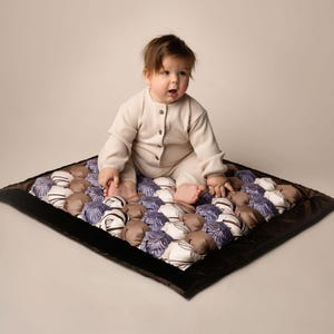 Handgefertigte Bubble Quilt Decke: Sensorische Spieldecke