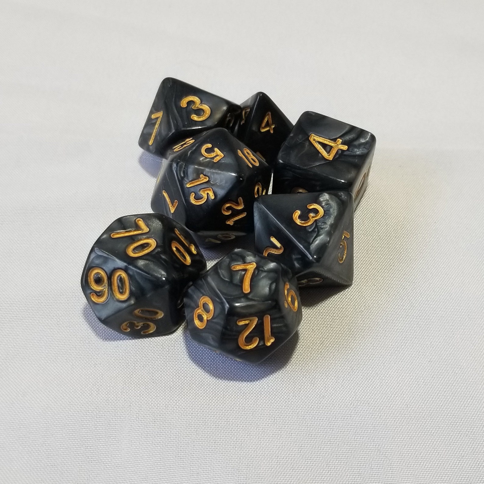 choose your weapon dice