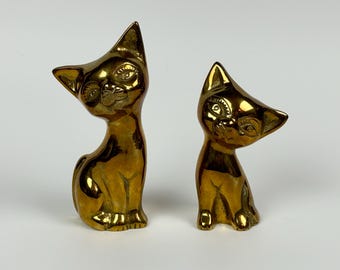Vintage Brass Cat Pair, Sitting with Tilted Heads