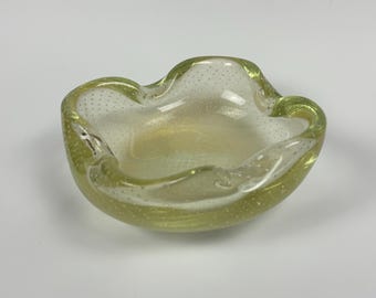 Vintage Murano Glass Ashtray with Bullicante, Light Green and Gold, Controlled Bubbles