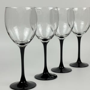 Luminarc Black Stem Wine Glasses 8 1/4&quot; Tall, Made in France, Set of 4 / B3
