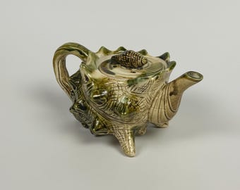 Vintage Seashell Conch Shaped Teapot, Made in Japan