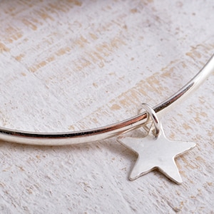 Sterling silver handmade solid silver D shaped outside profile plain bangle bracelet 925 with star charm