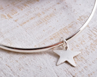 Sterling silver handmade solid silver D shaped outside profile plain bangle bracelet 925 with star charm