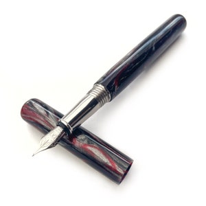 Penna stilografica Apollo con rubino grezzo DiamondCast / acciaio inossidabile